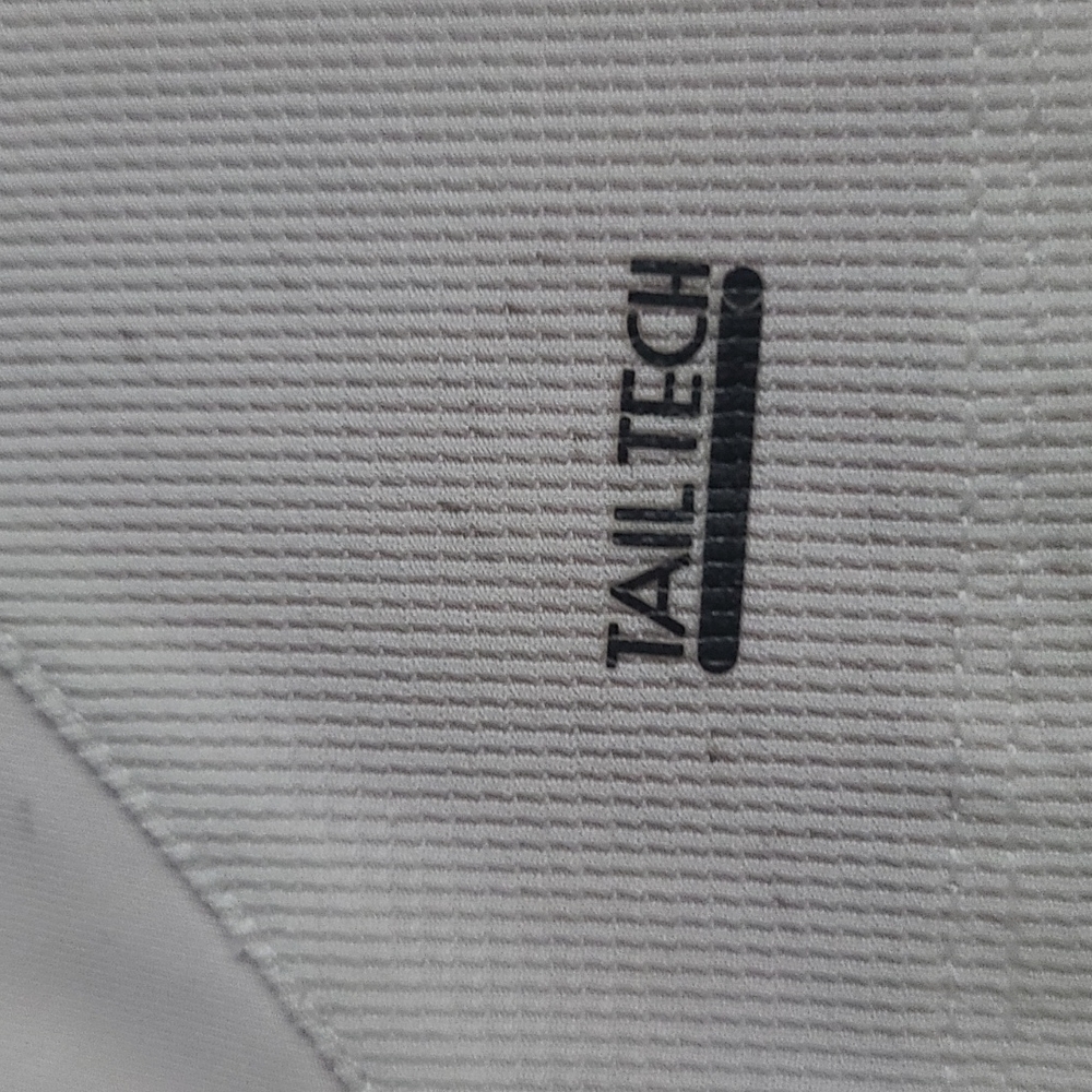 TAIL TECH women's top - Picture 2 of 7